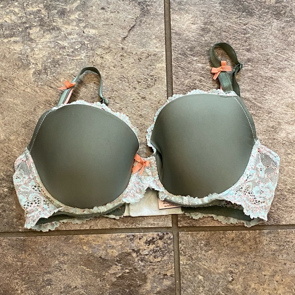 Victoria’s Secret Dream Angel’s Lightly Lined Demi Bra